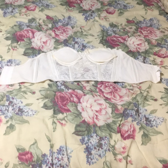 Beautiful Bra Top - Picture 2 of 3